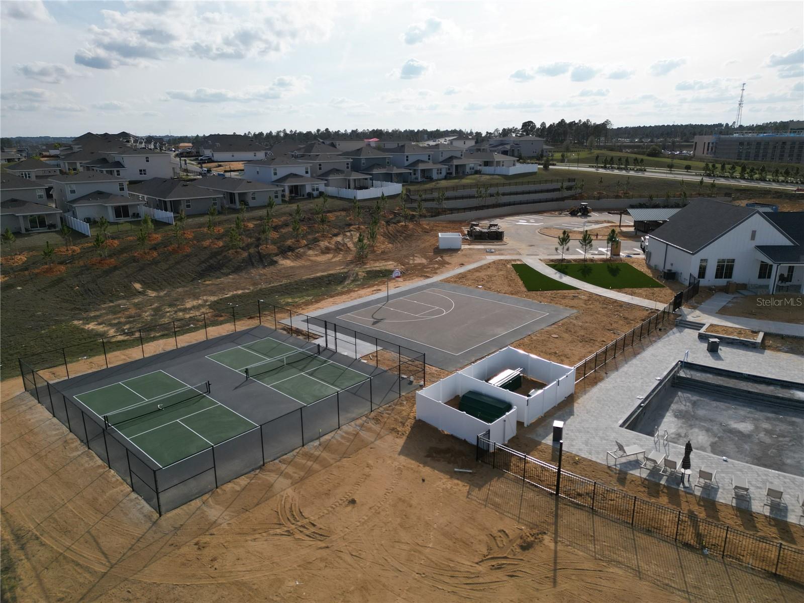 VILLAGES/MINNEOLA HILLS PH 3 - Residential