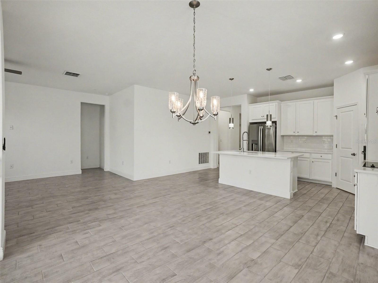 VILLAGES/MINNEOLA HILLS PH 3 - Residential