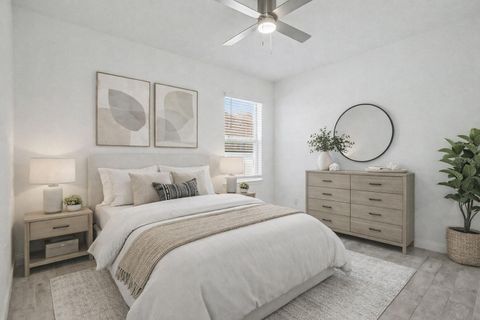 Tiny photo for 2040 Keystone Pass Boulevard, Minneola, FL 34715 (MLS # O6381158)