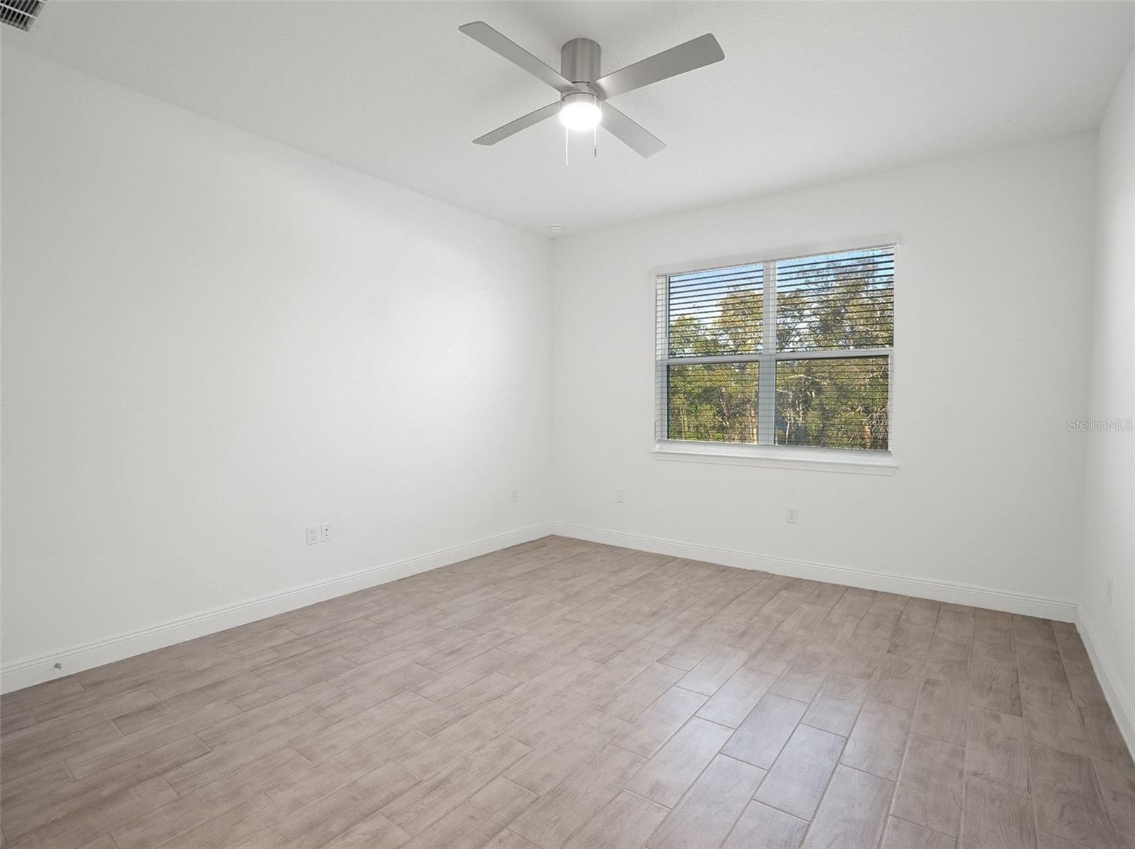 VILLAGES/MINNEOLA HILLS PH 3 - Residential