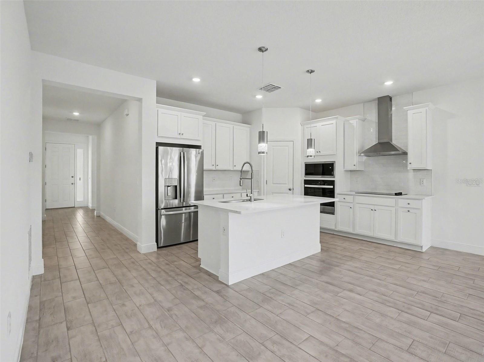 VILLAGES/MINNEOLA HILLS PH 3 - Residential