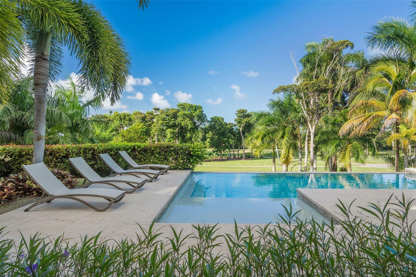 DORADO BEACH EAST - Residential