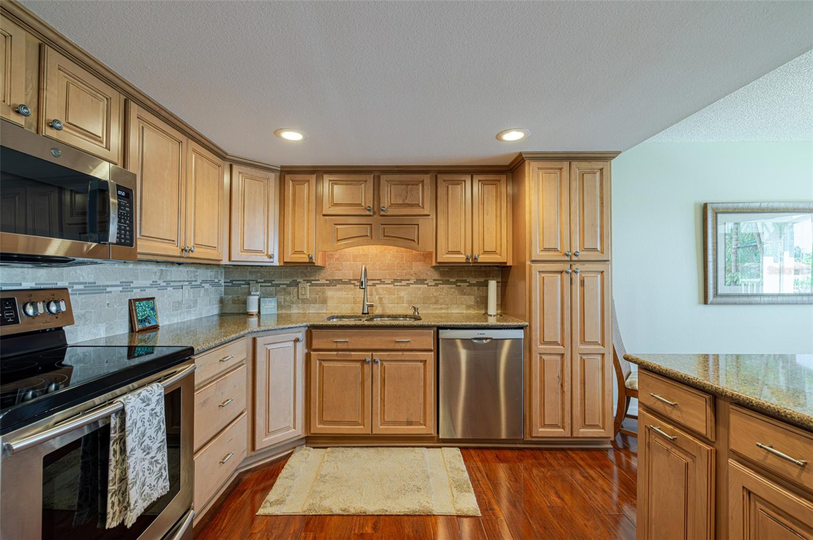 MARINA NORTH SHORE CONDO PH II - Residential