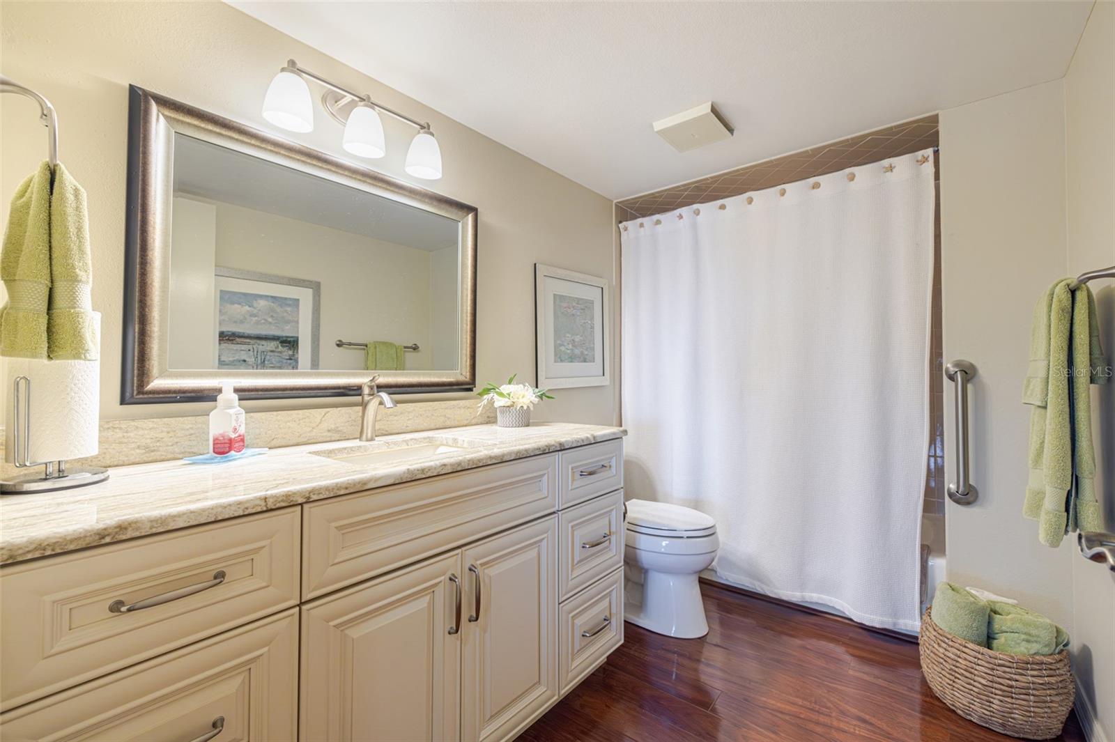 MARINA NORTH SHORE CONDO PH II - Residential