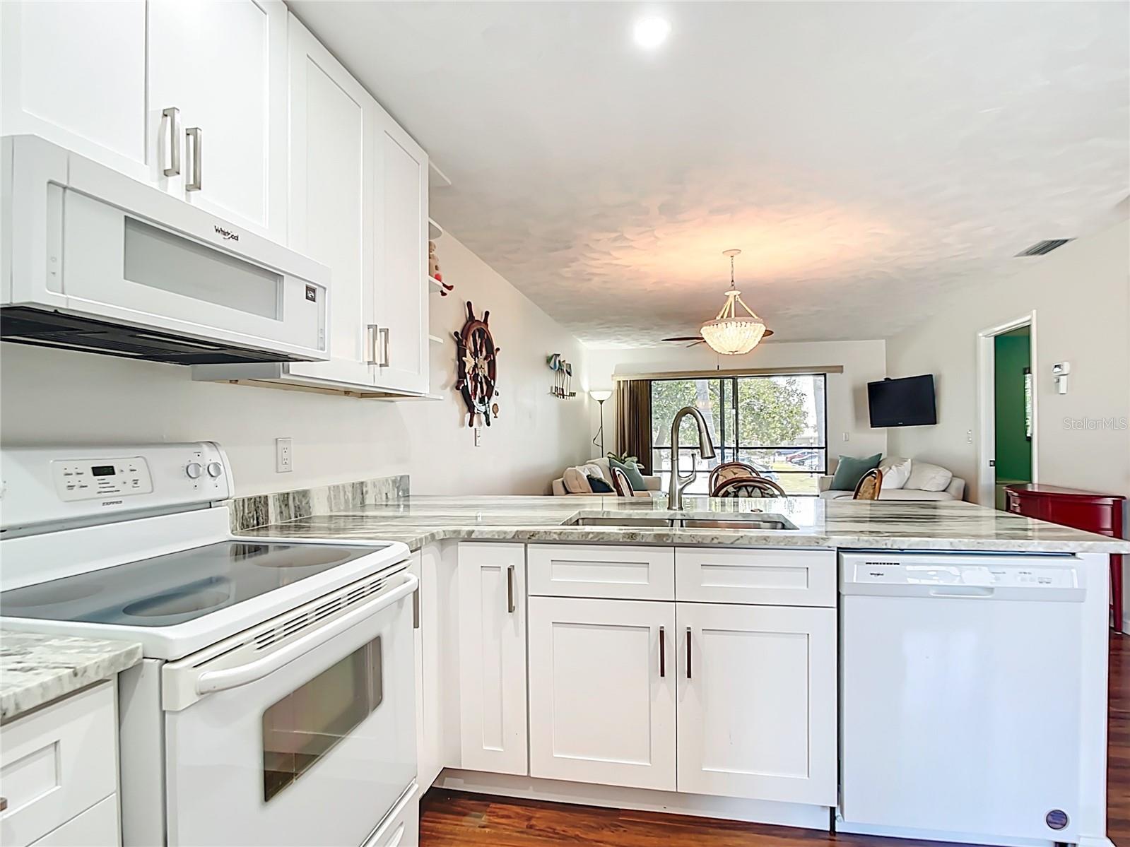 GLENWOOD MANOR - Residential