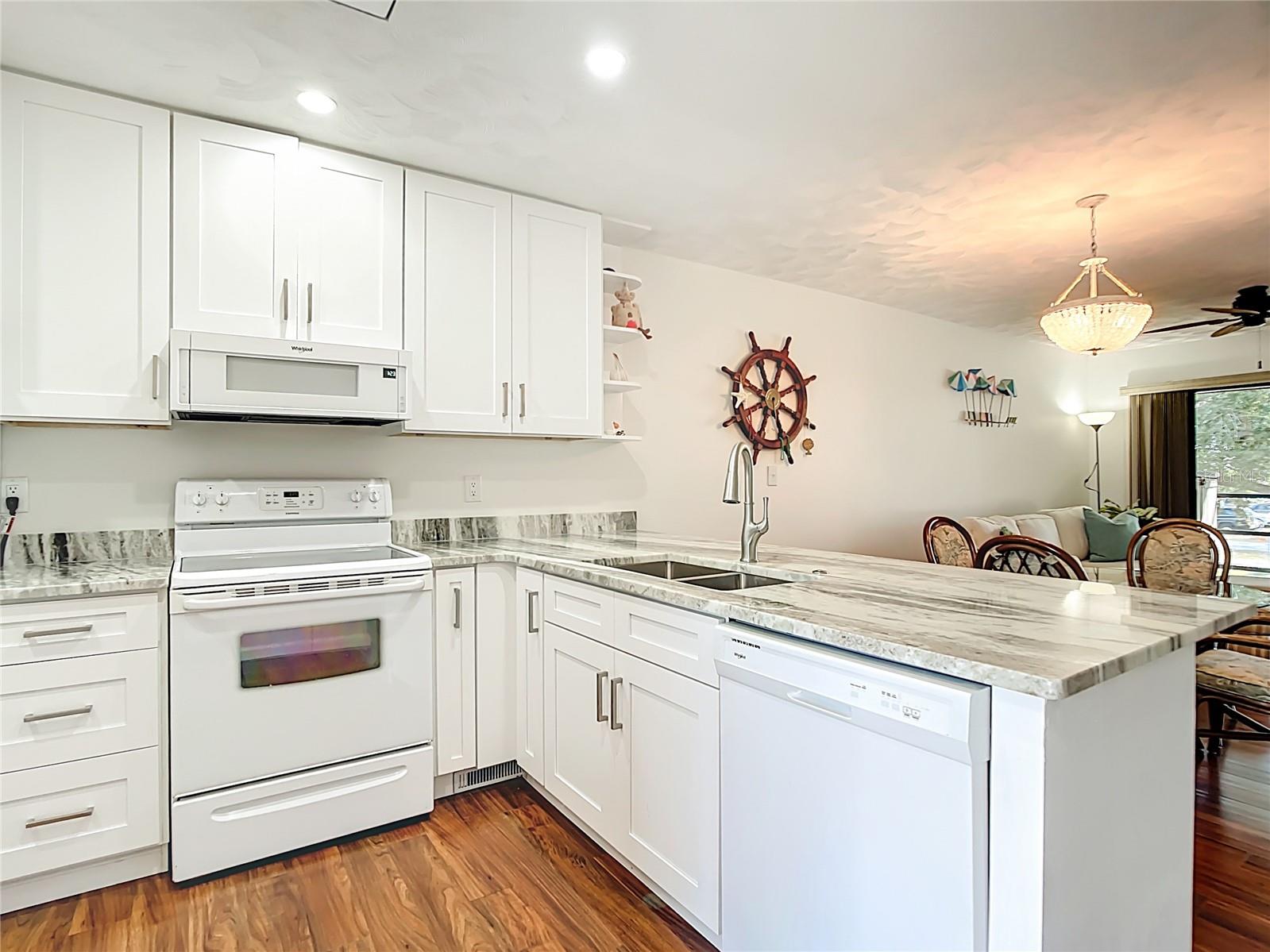 GLENWOOD MANOR - Residential