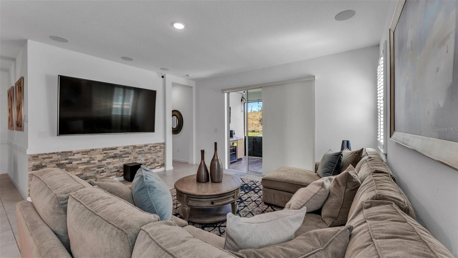 WINCEY GROVES - Residential