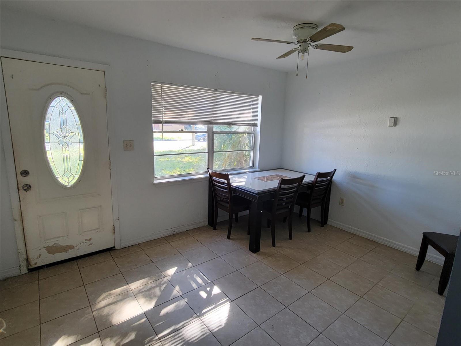 LAKE SUNSET SHORES REV - Residential Lease