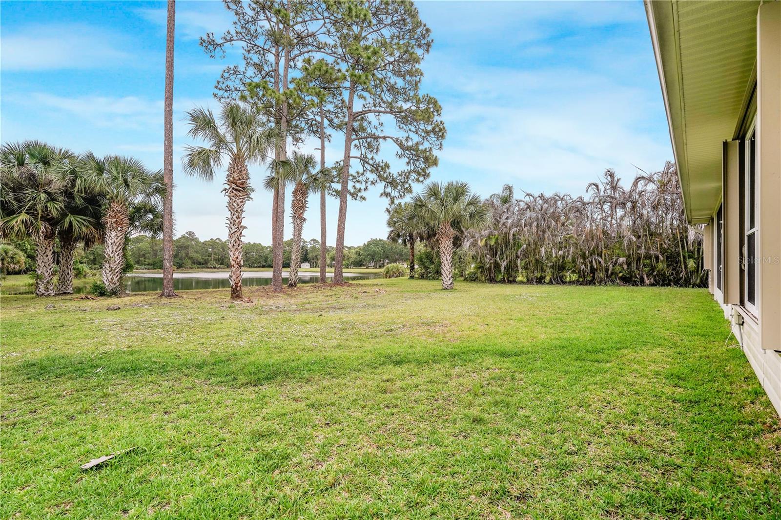 LAKE FOREST BAYSIDE LAKES - Residential