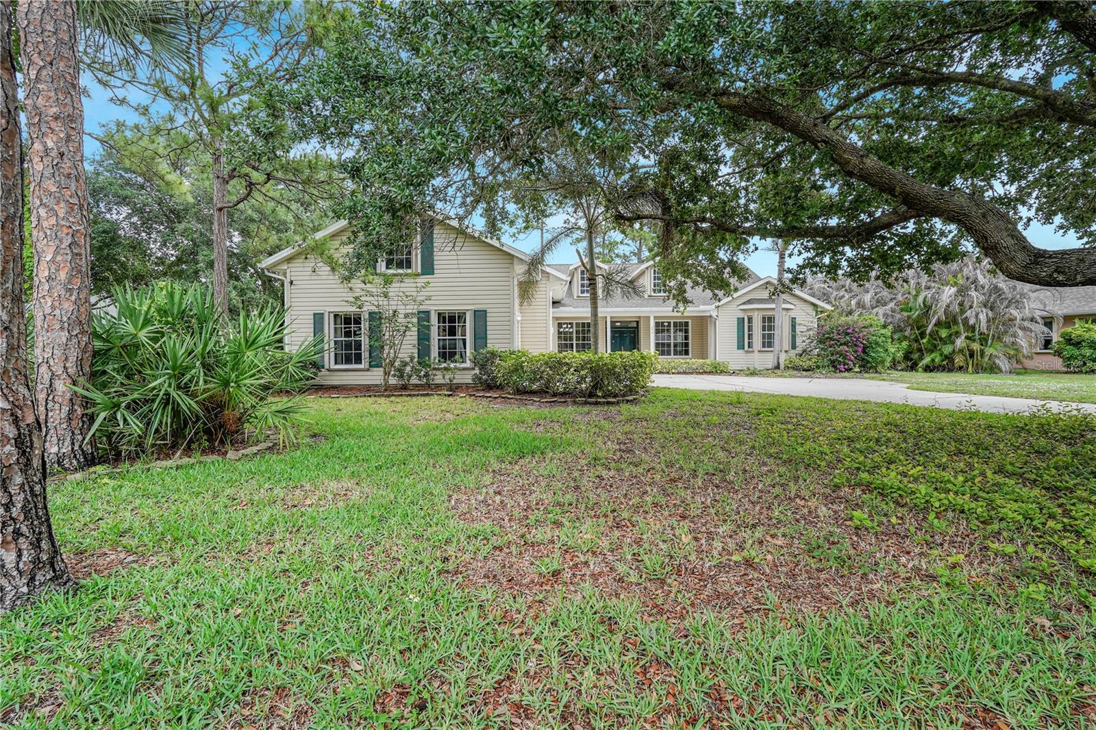 LAKE FOREST BAYSIDE LAKES - Residential