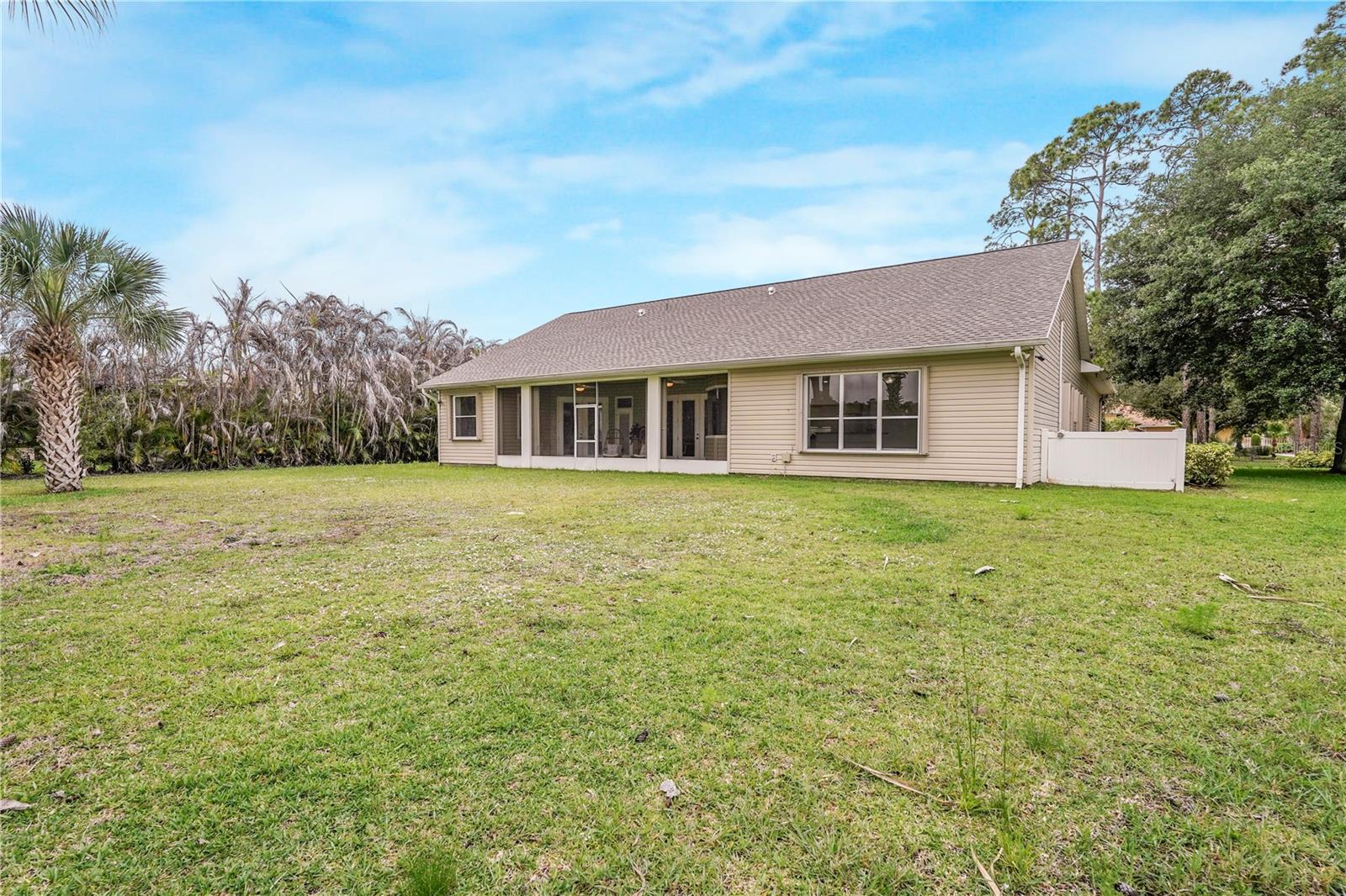 LAKE FOREST BAYSIDE LAKES - Residential