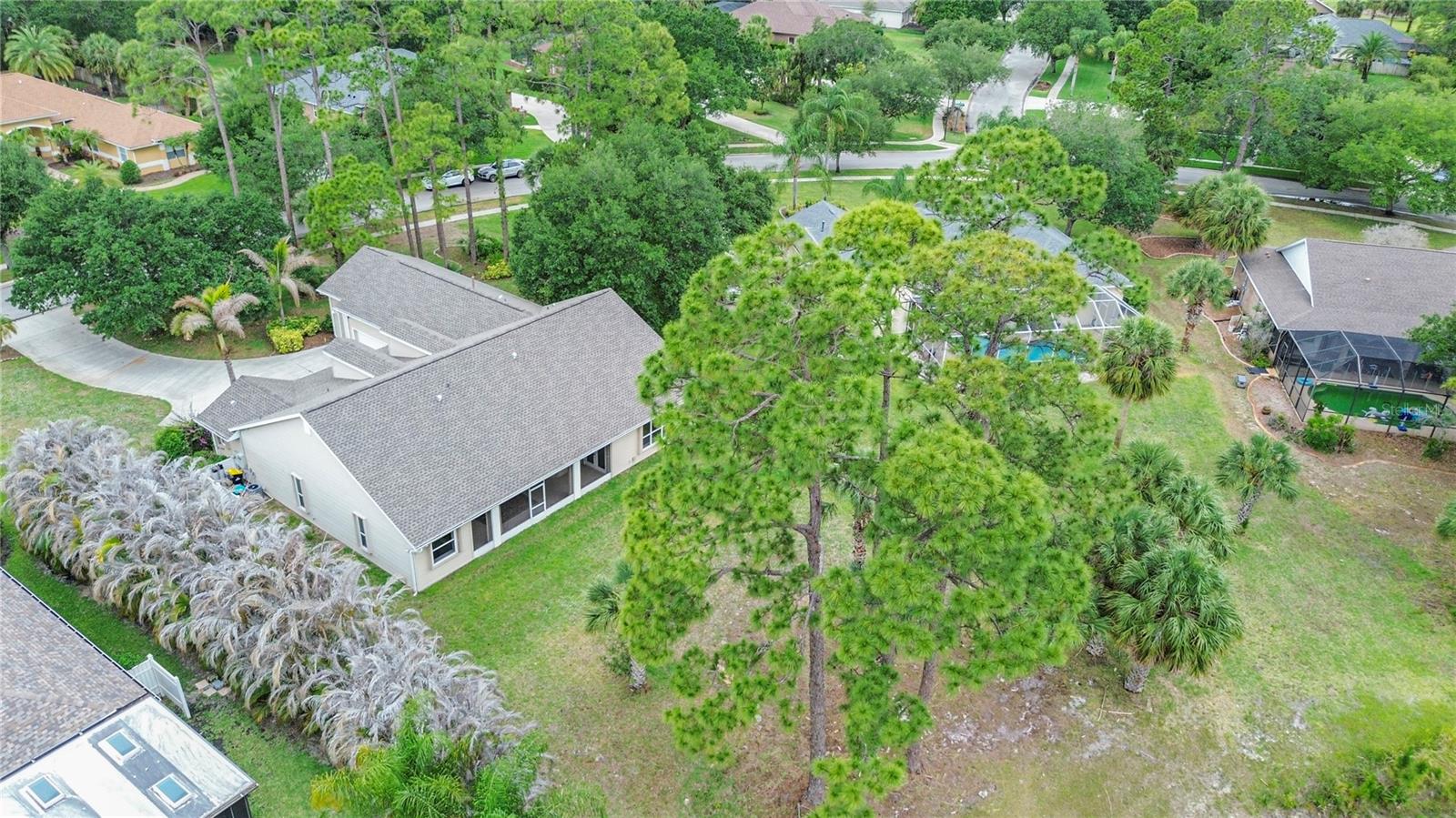 LAKE FOREST BAYSIDE LAKES - Residential