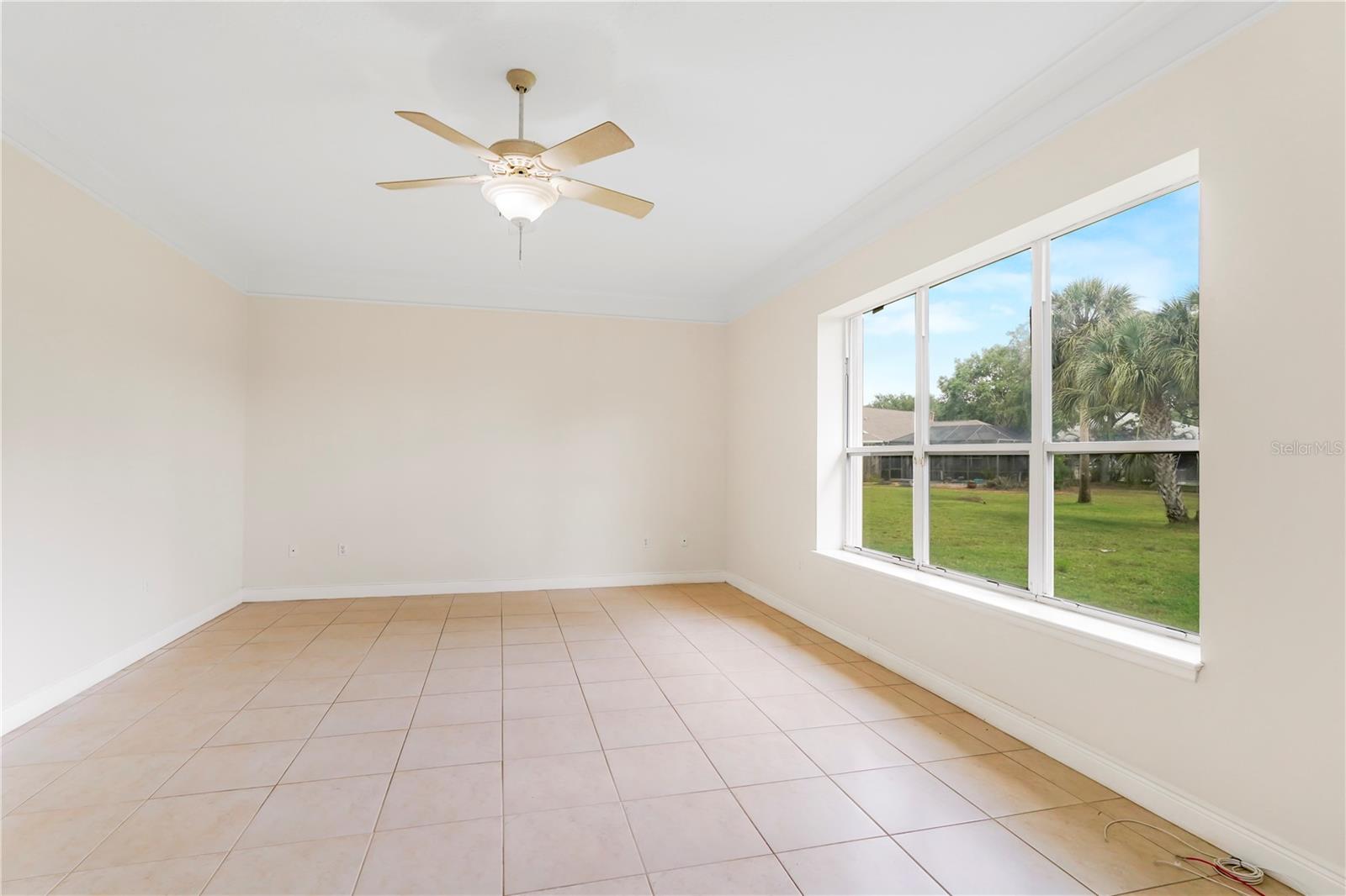 LAKE FOREST BAYSIDE LAKES - Residential