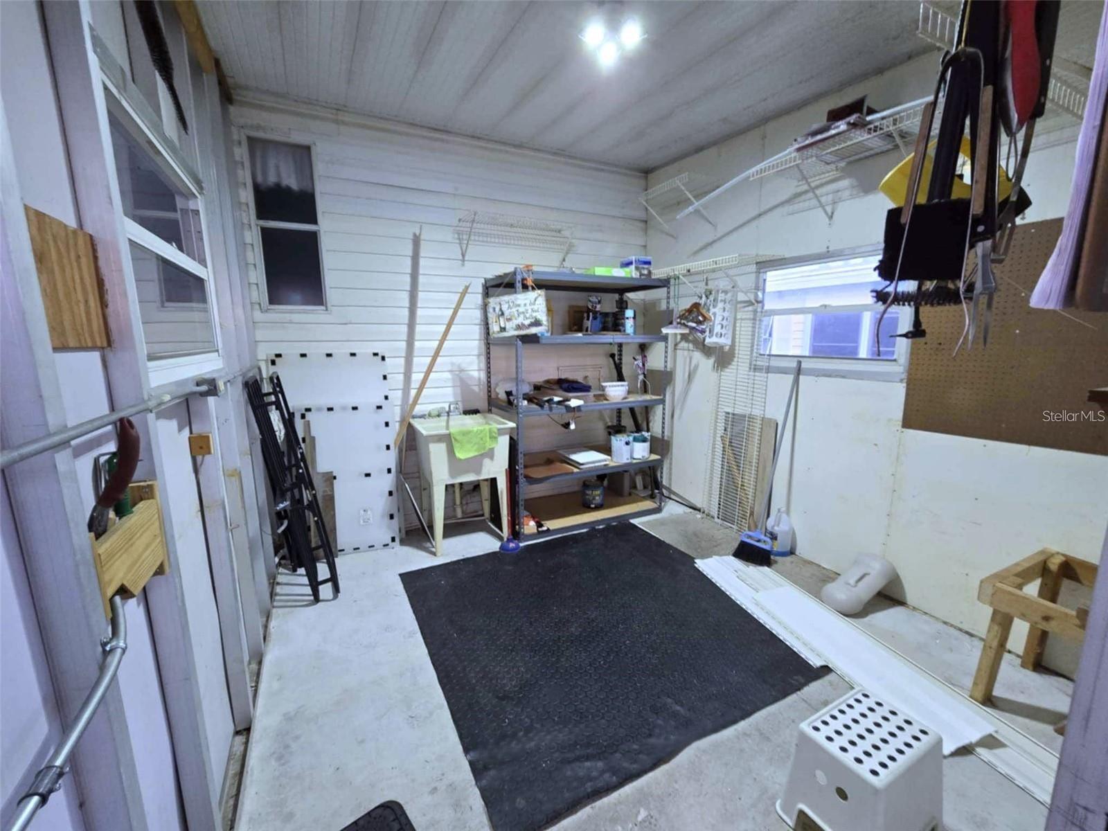 HOLIDAY PARK - Residential