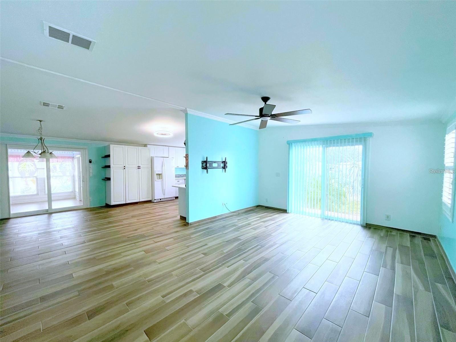 HOLIDAY PARK - Residential