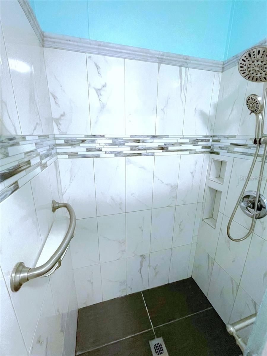 HOLIDAY PARK - Residential