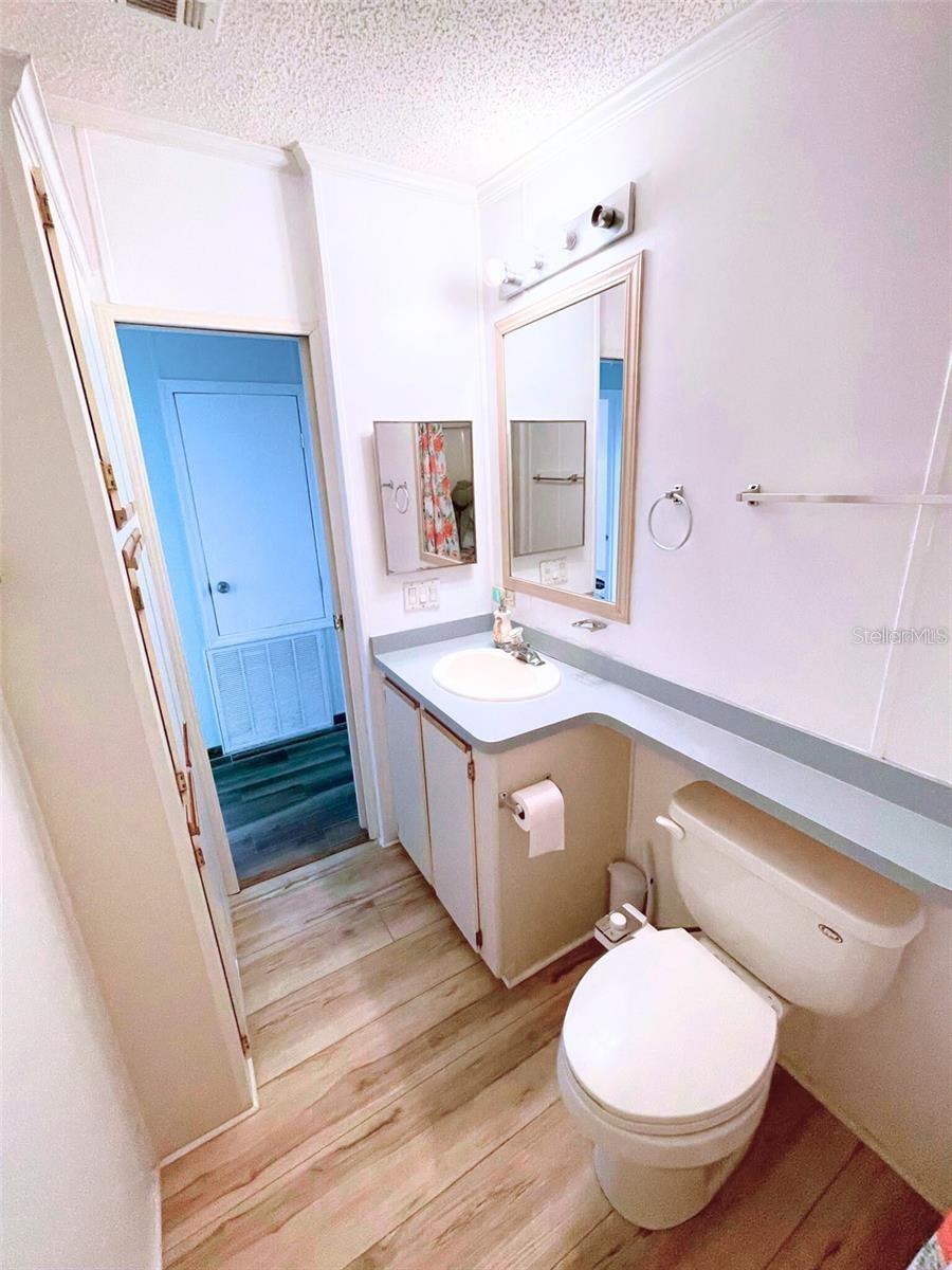 HOLIDAY PARK - Residential