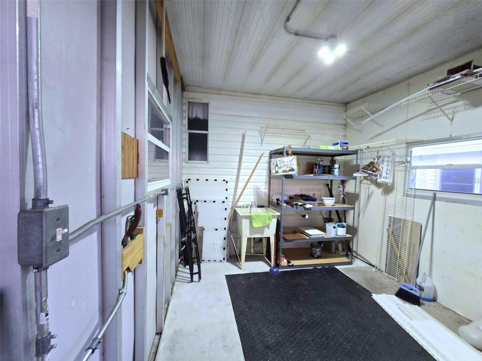 HOLIDAY PARK - Residential