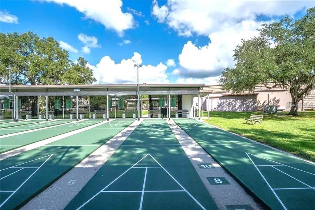 HOLIDAY PARK - Residential