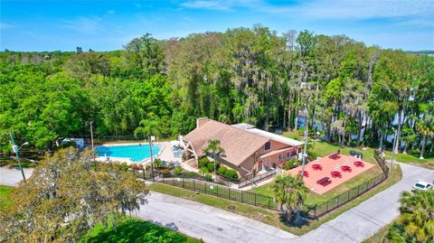 A home in PALM HARBOR