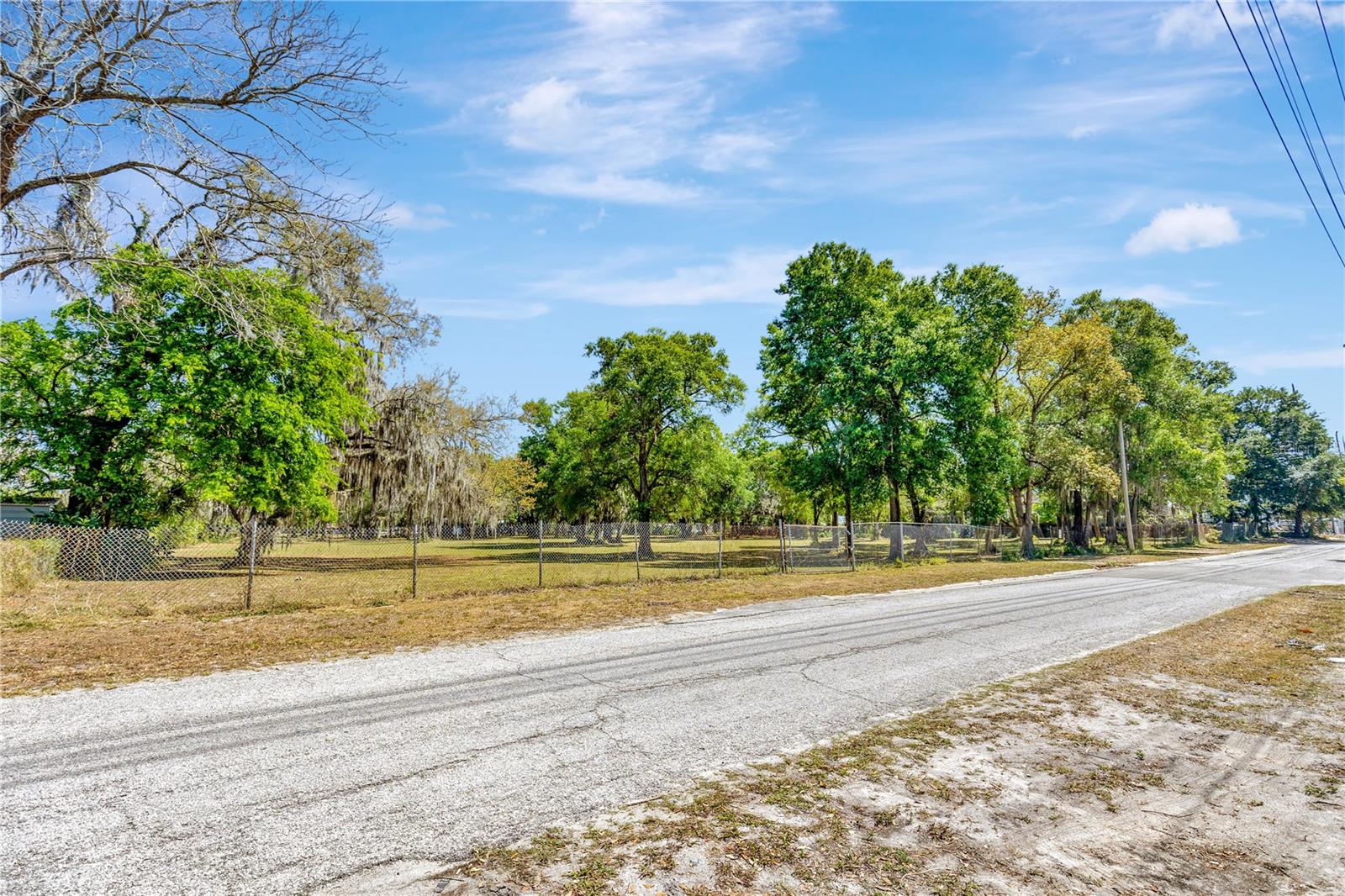 BETTY JEAN HEIGHTS - Land