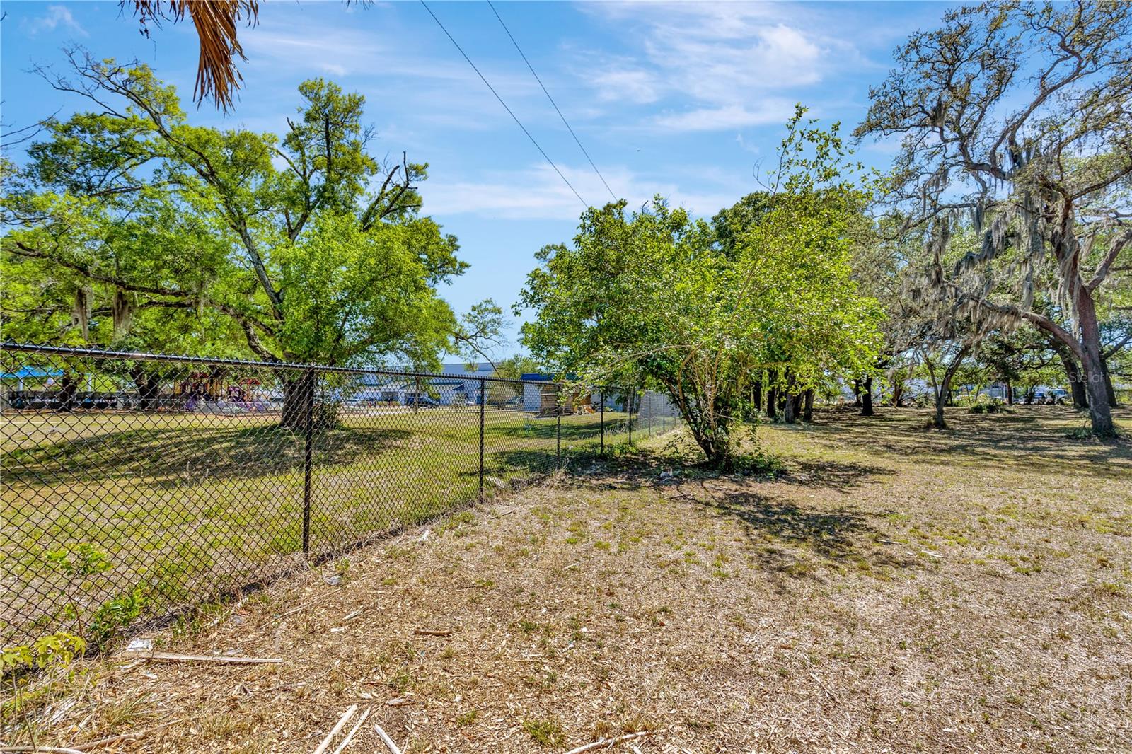 BETTY JEAN HEIGHTS - Land