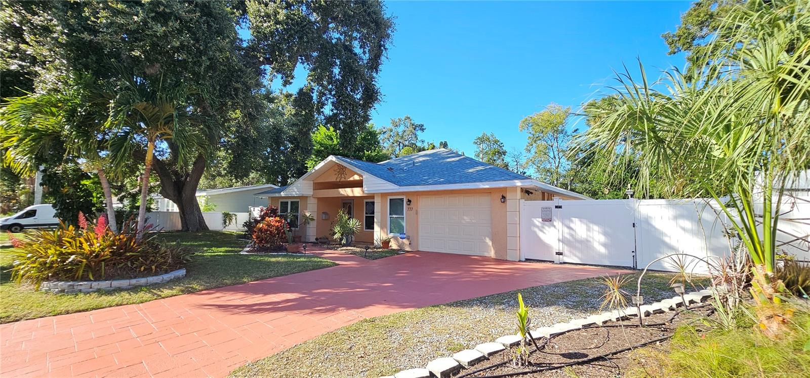 BIG BAYOU SUB FLORENCE GOLDIES REV - Residential
