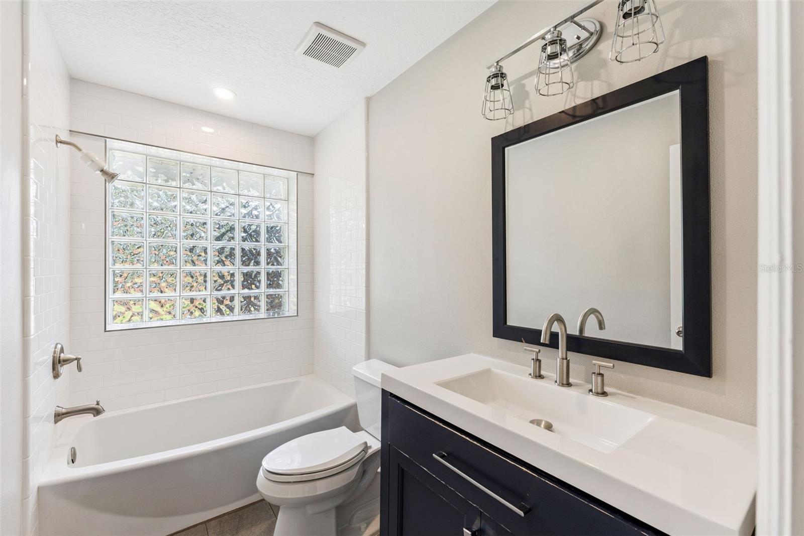 SILVER LAKES WEST AT THE CROSSINGS UNIT 1 - Residential