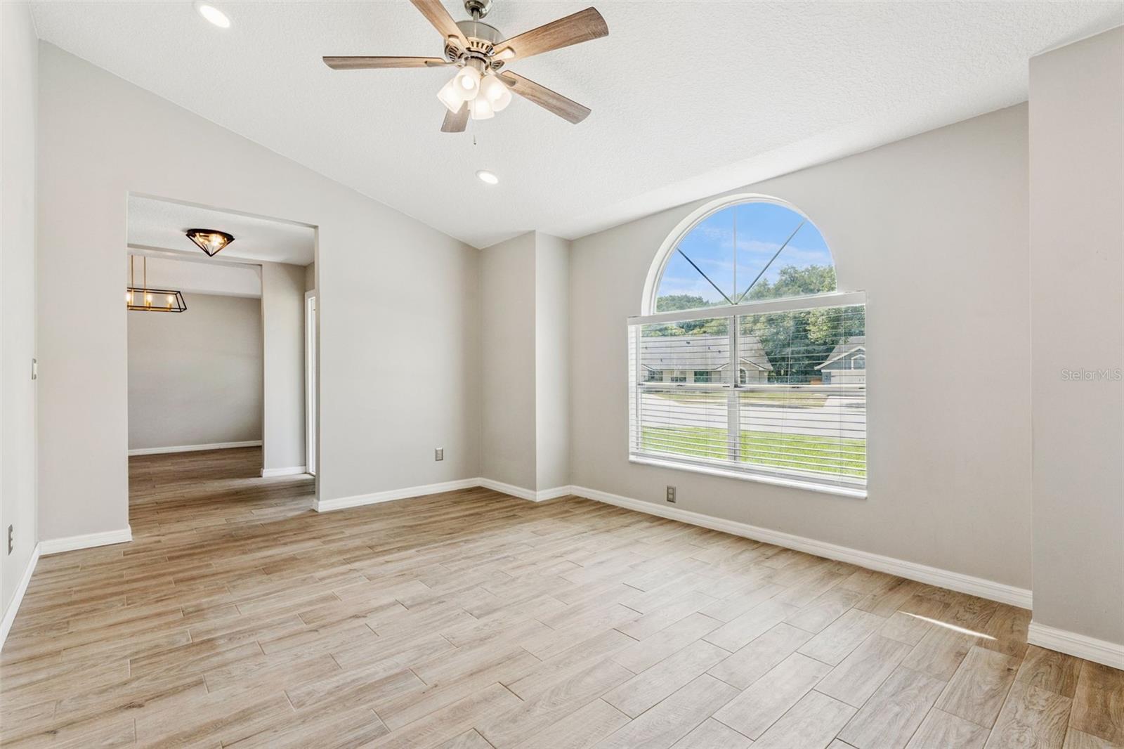 SILVER LAKES WEST AT THE CROSSINGS UNIT 1 - Residential