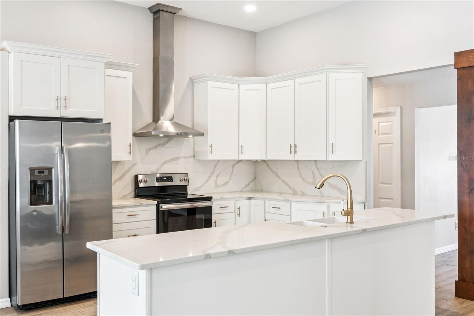 SILVER LAKES WEST AT THE CROSSINGS UNIT 1 - Residential