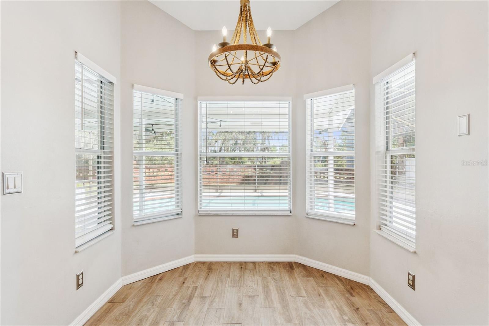 SILVER LAKES WEST AT THE CROSSINGS UNIT 1 - Residential