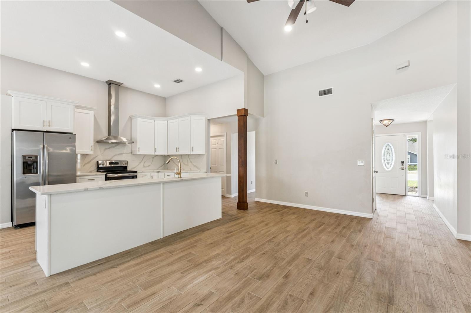 SILVER LAKES WEST AT THE CROSSINGS UNIT 1 - Residential