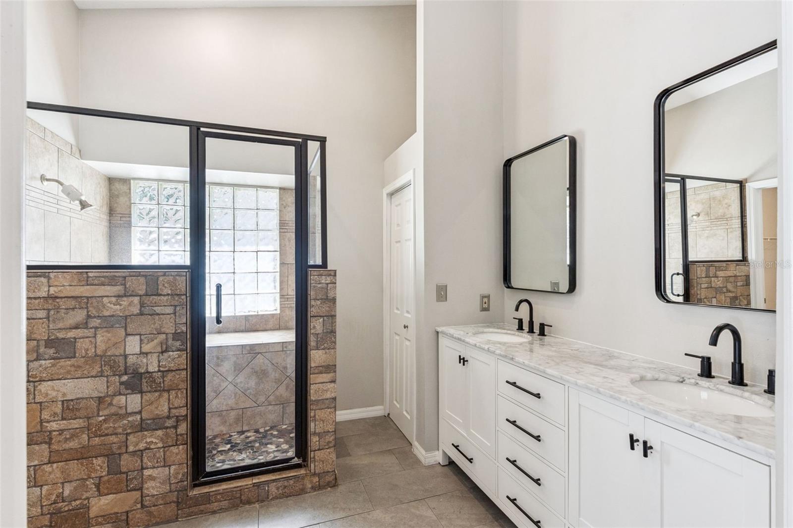 SILVER LAKES WEST AT THE CROSSINGS UNIT 1 - Residential