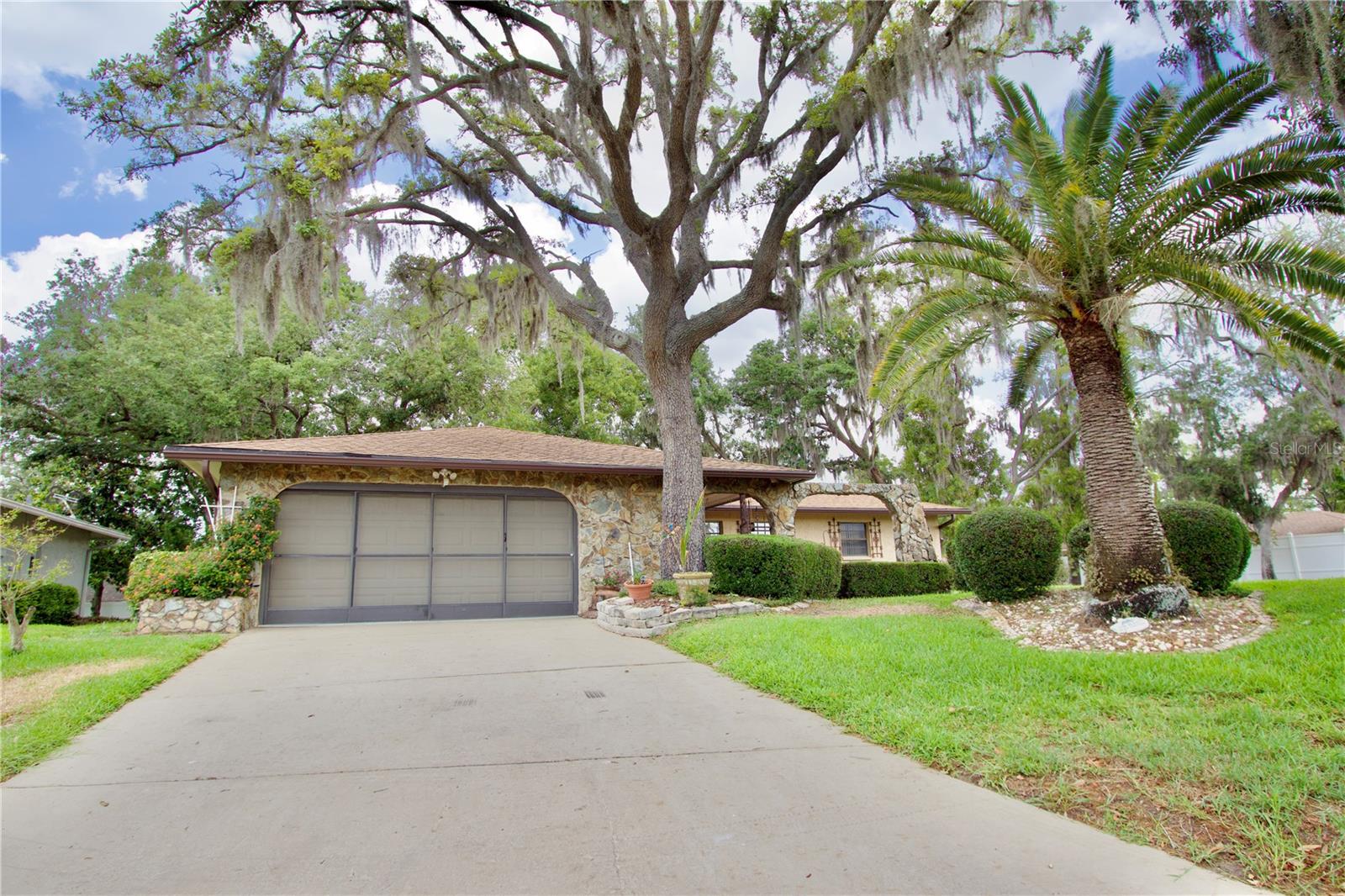 FOREST LAKE ESTATES - Residential
