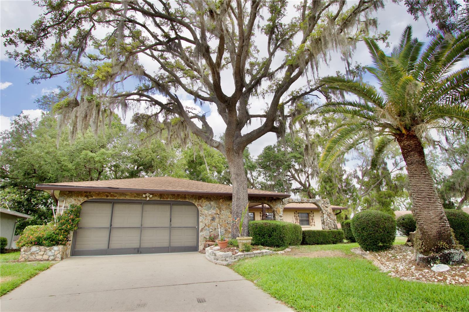 FOREST LAKE ESTATES - Residential