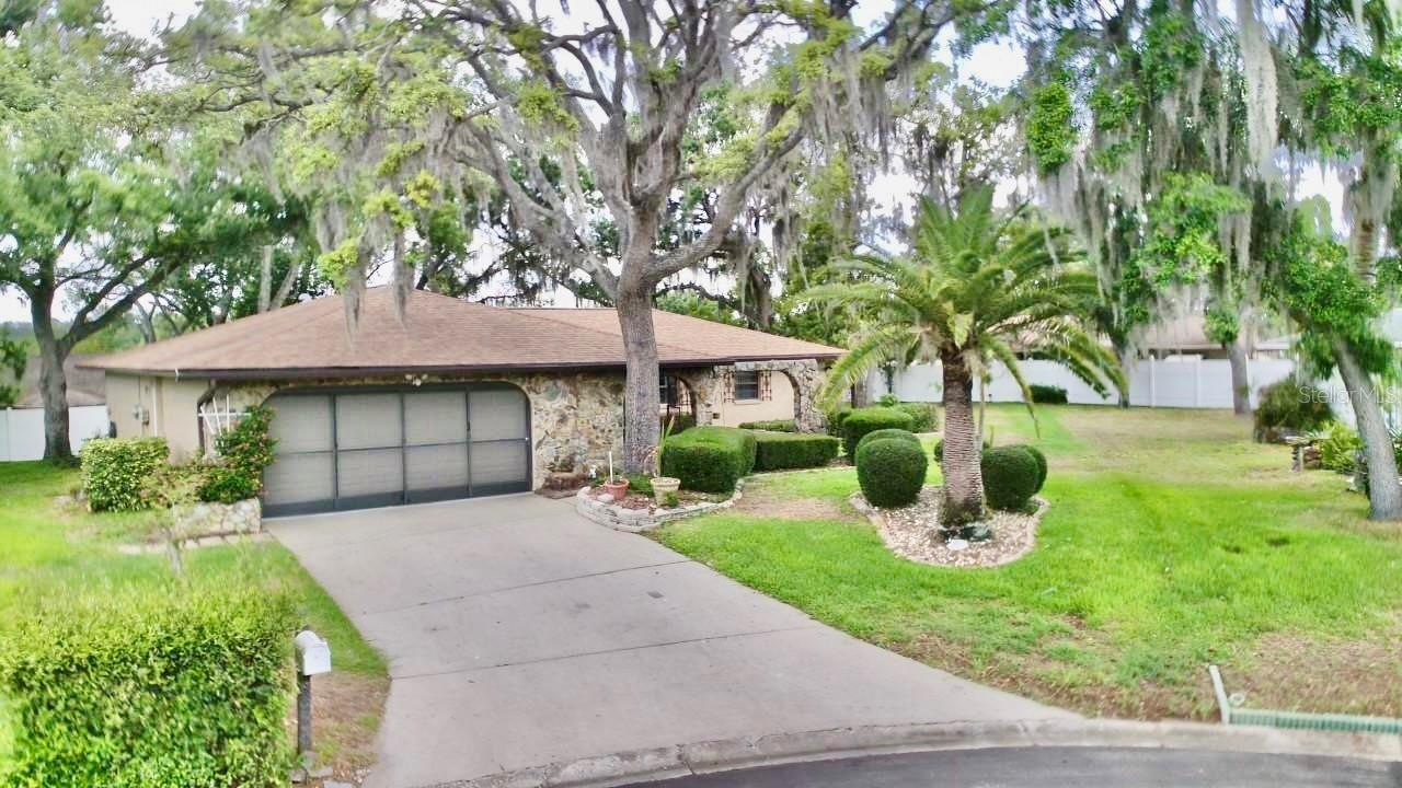 FOREST LAKE ESTATES - Residential