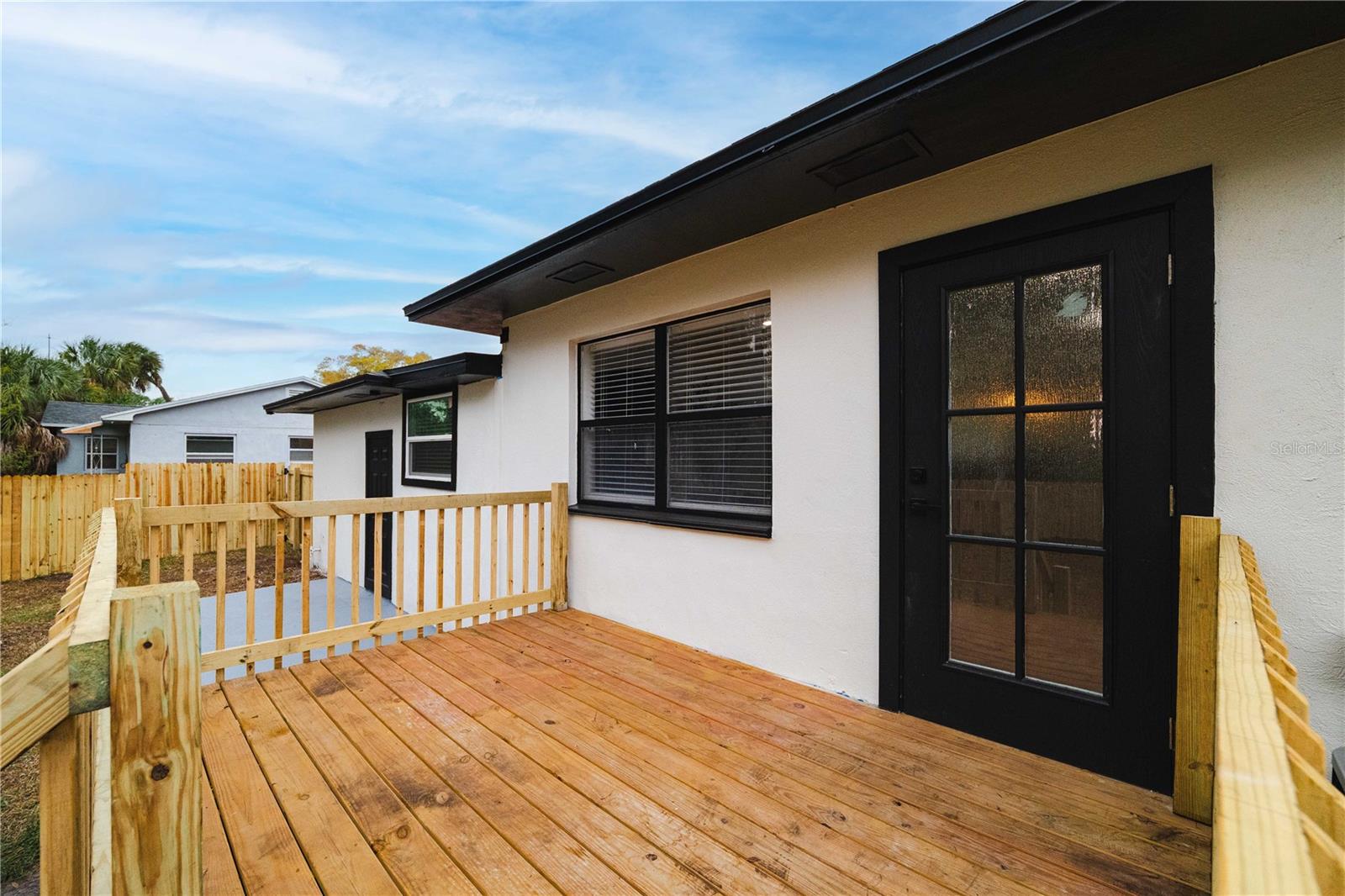 LAKESIDE 1ST ADD - Residential