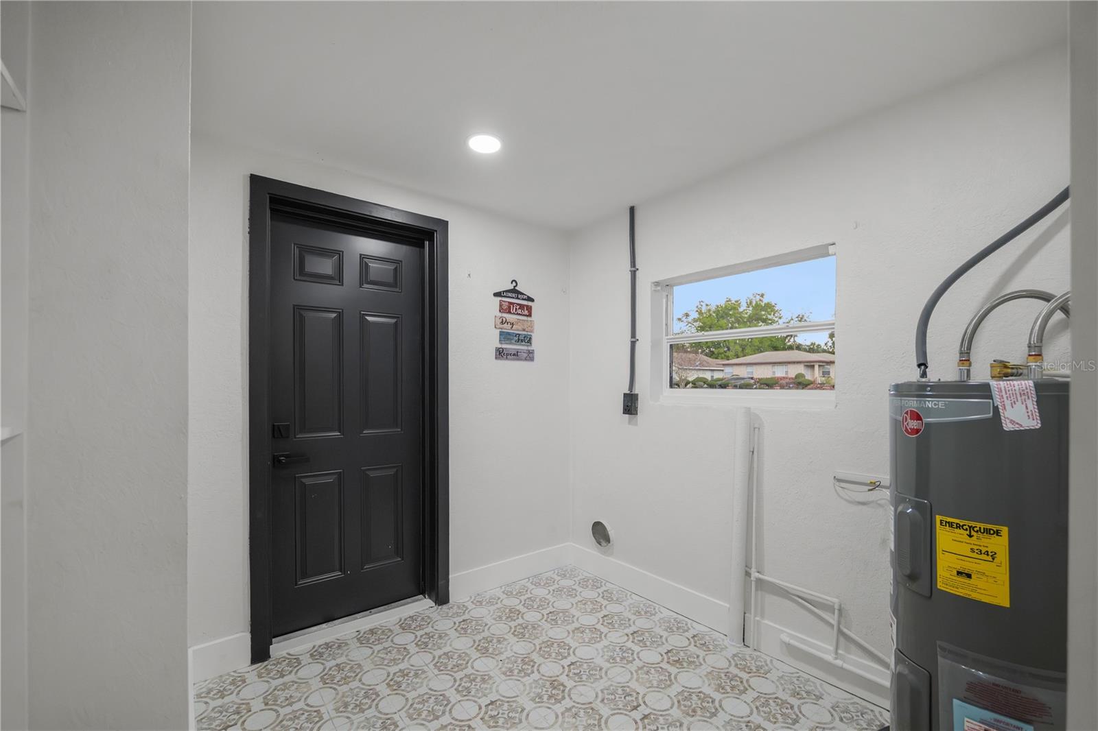 LAKESIDE 1ST ADD - Residential