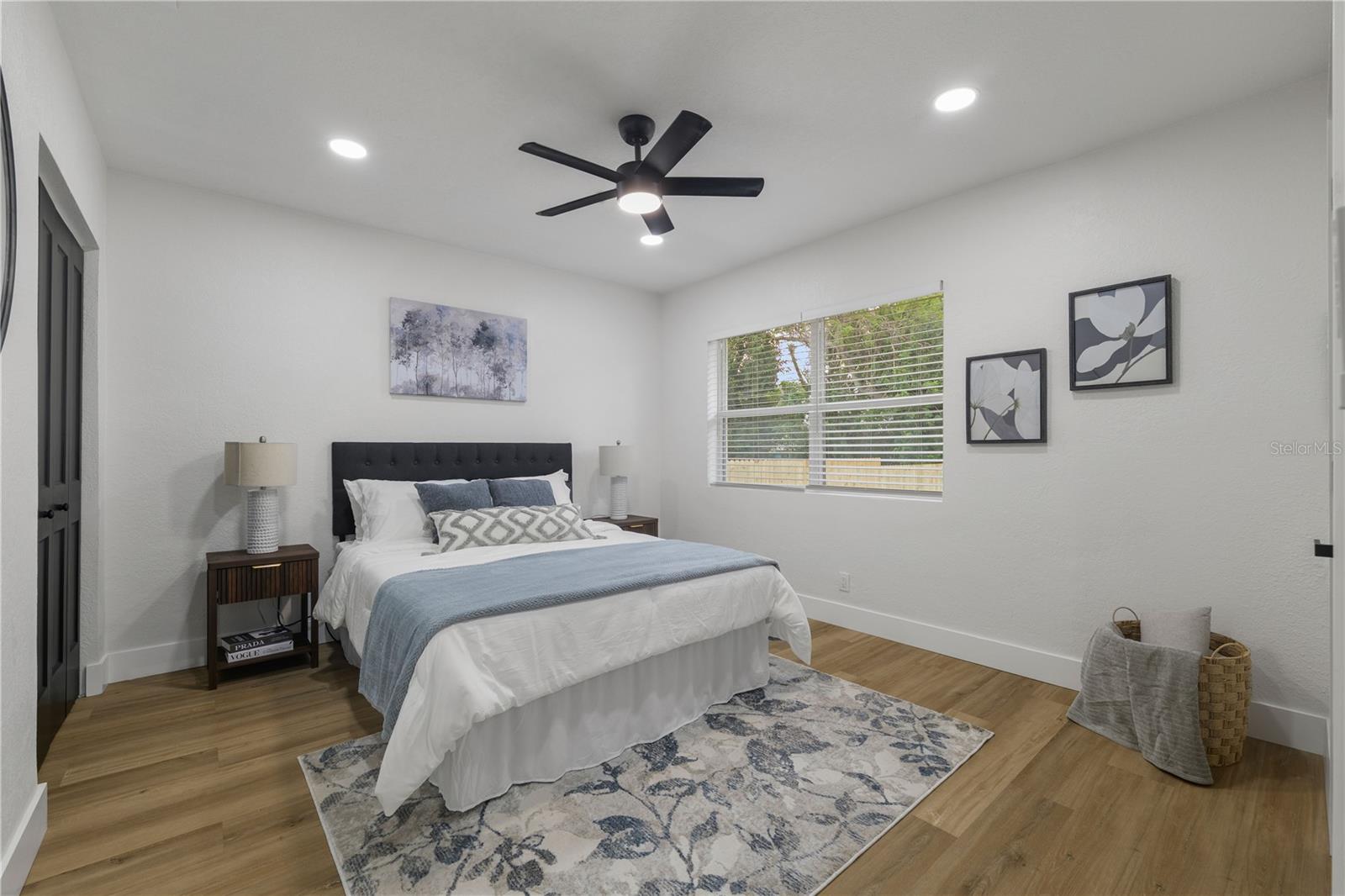 LAKESIDE 1ST ADD - Residential