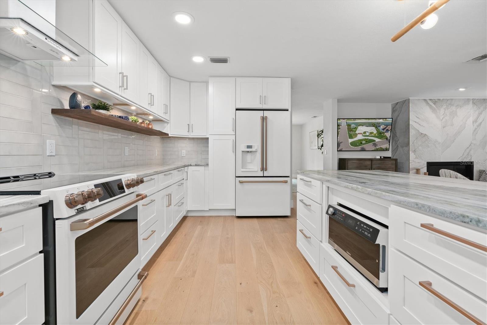 BAYWAY ISLES - Residential