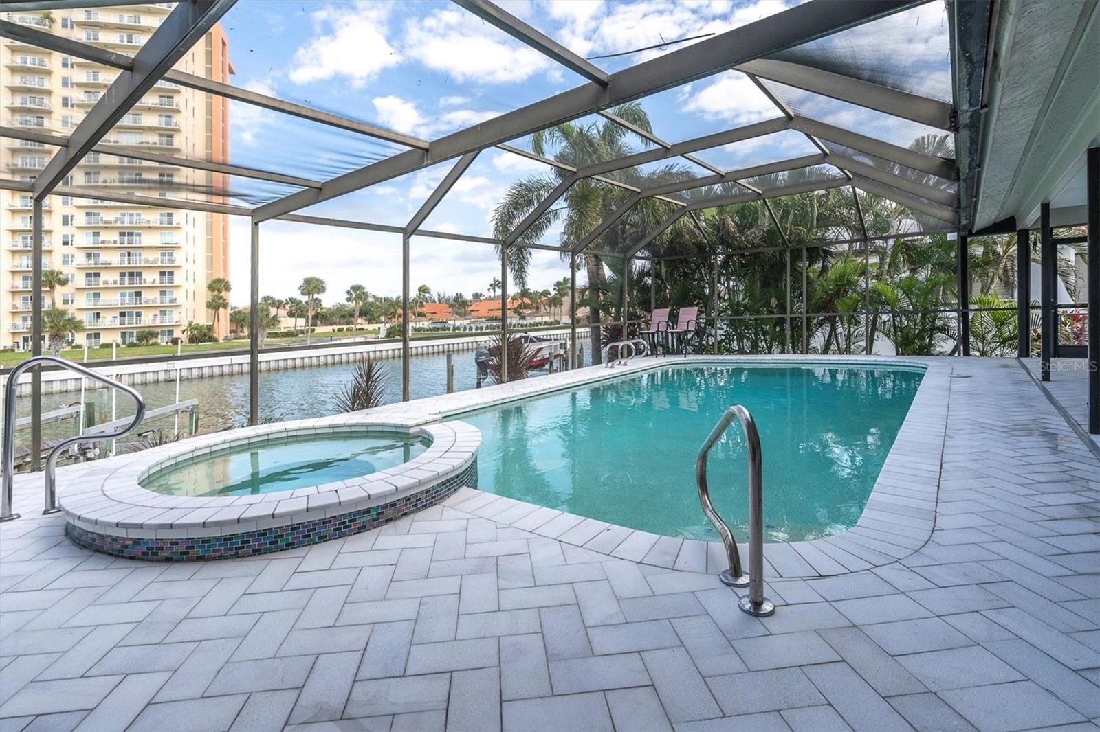 BAYWAY ISLES - Residential