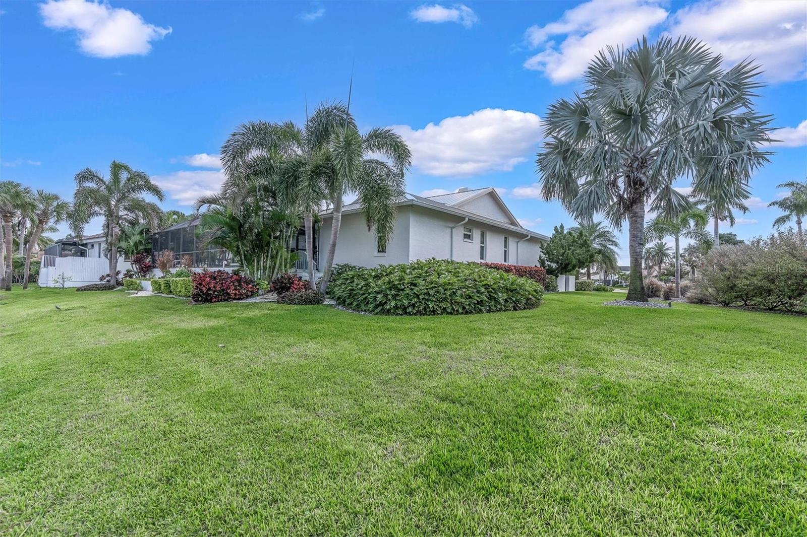 BAYWAY ISLES - Residential