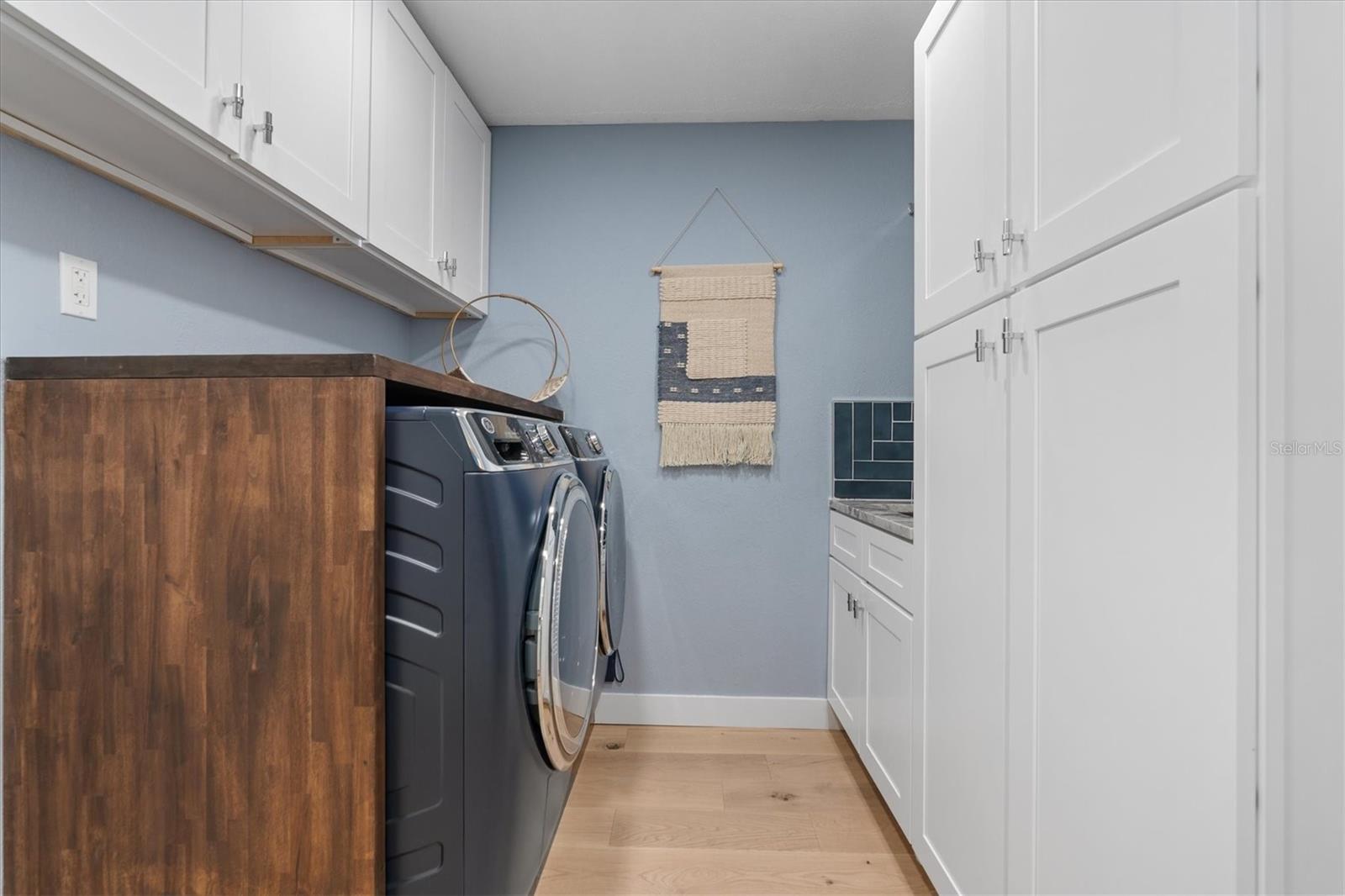 BAYWAY ISLES - Residential