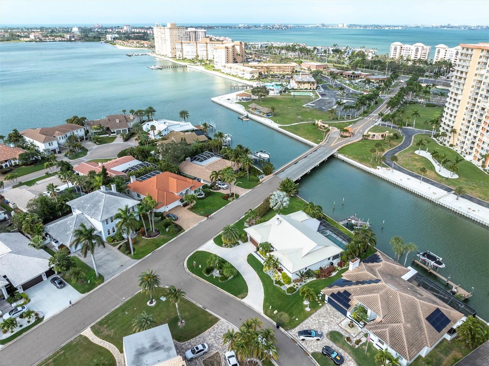 BAYWAY ISLES - Residential