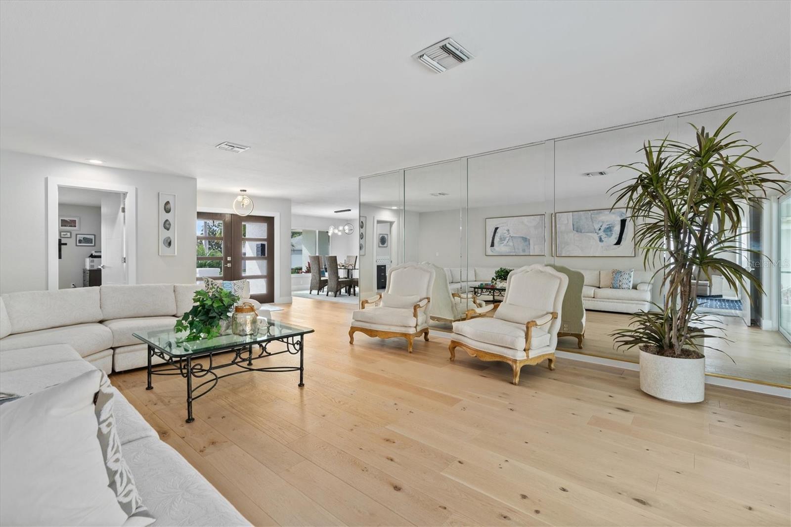 BAYWAY ISLES - Residential