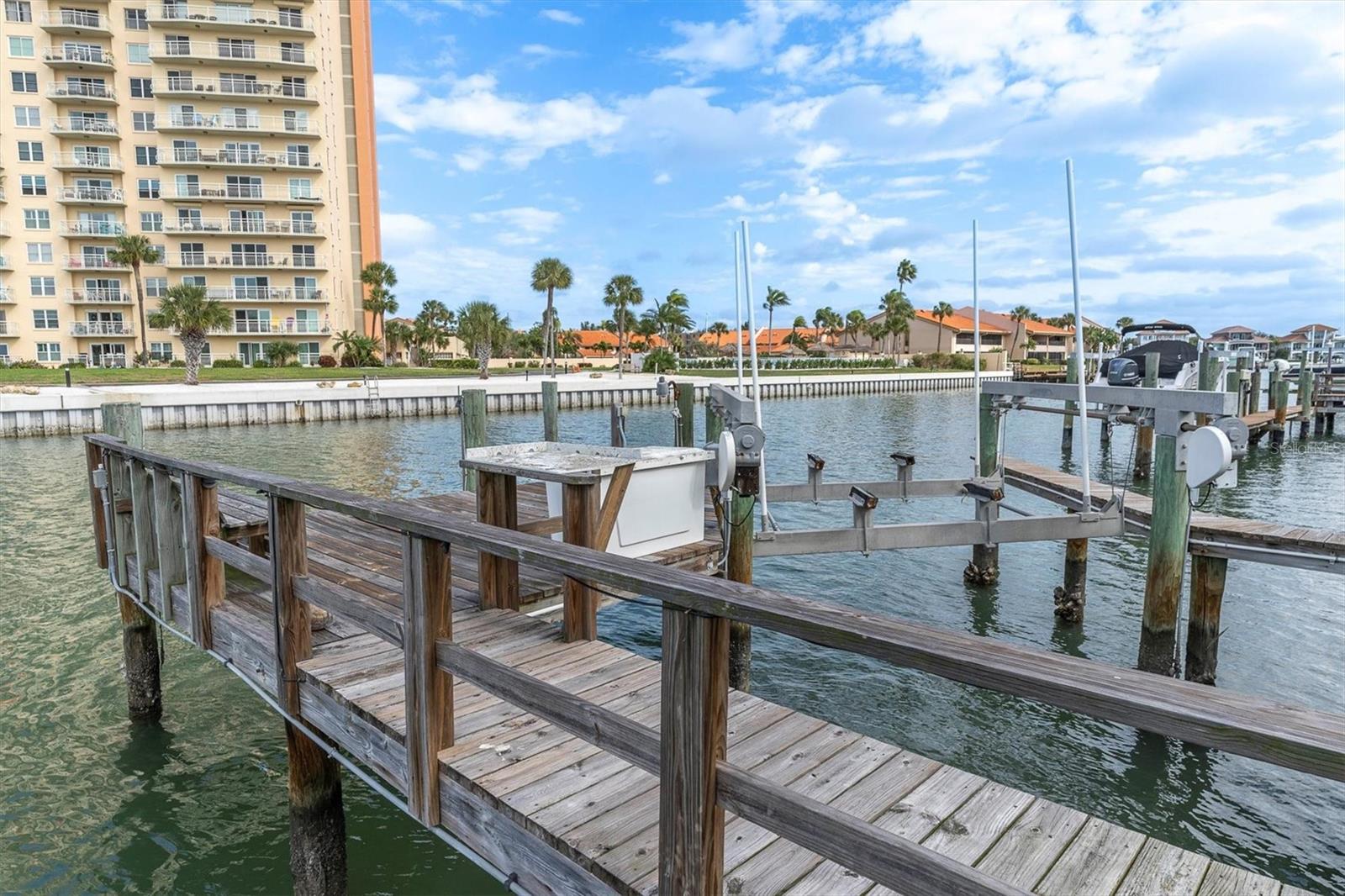 BAYWAY ISLES - Residential