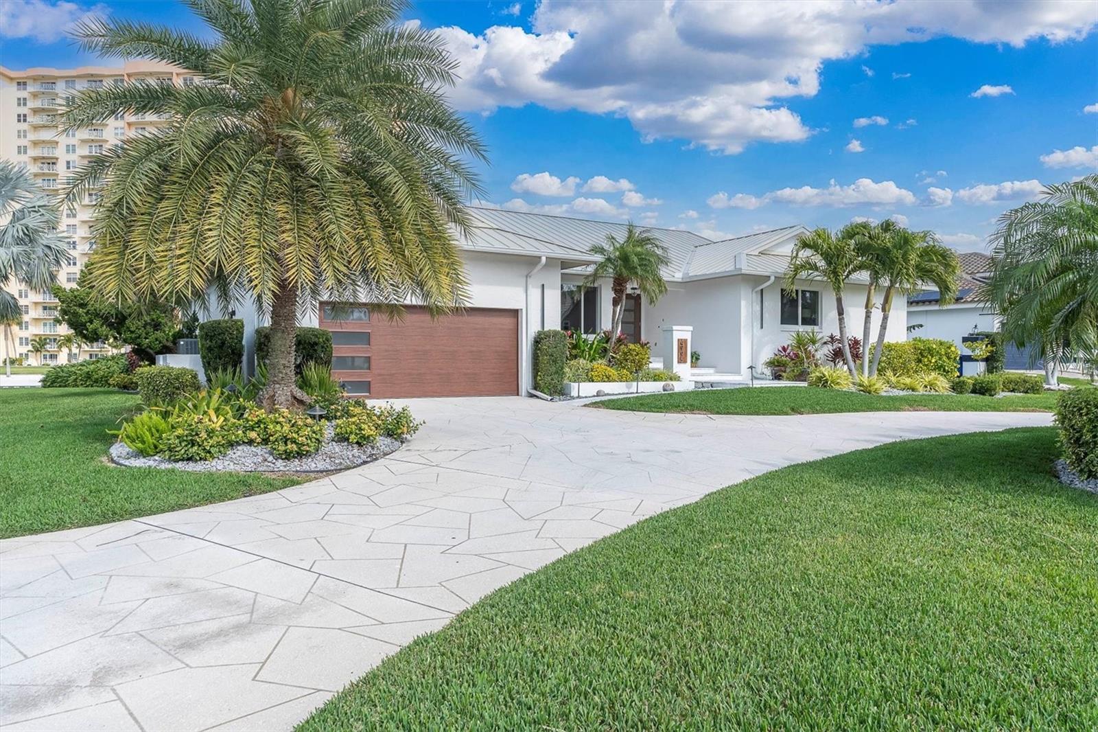 BAYWAY ISLES - Residential