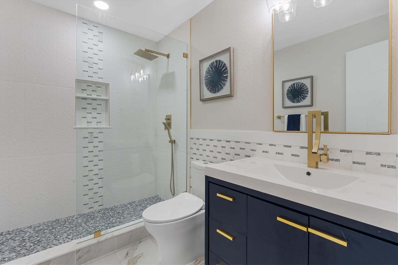 BAYWAY ISLES - Residential