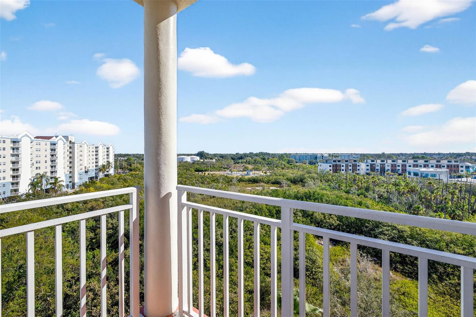 SEAVIEW PLACE - Residential