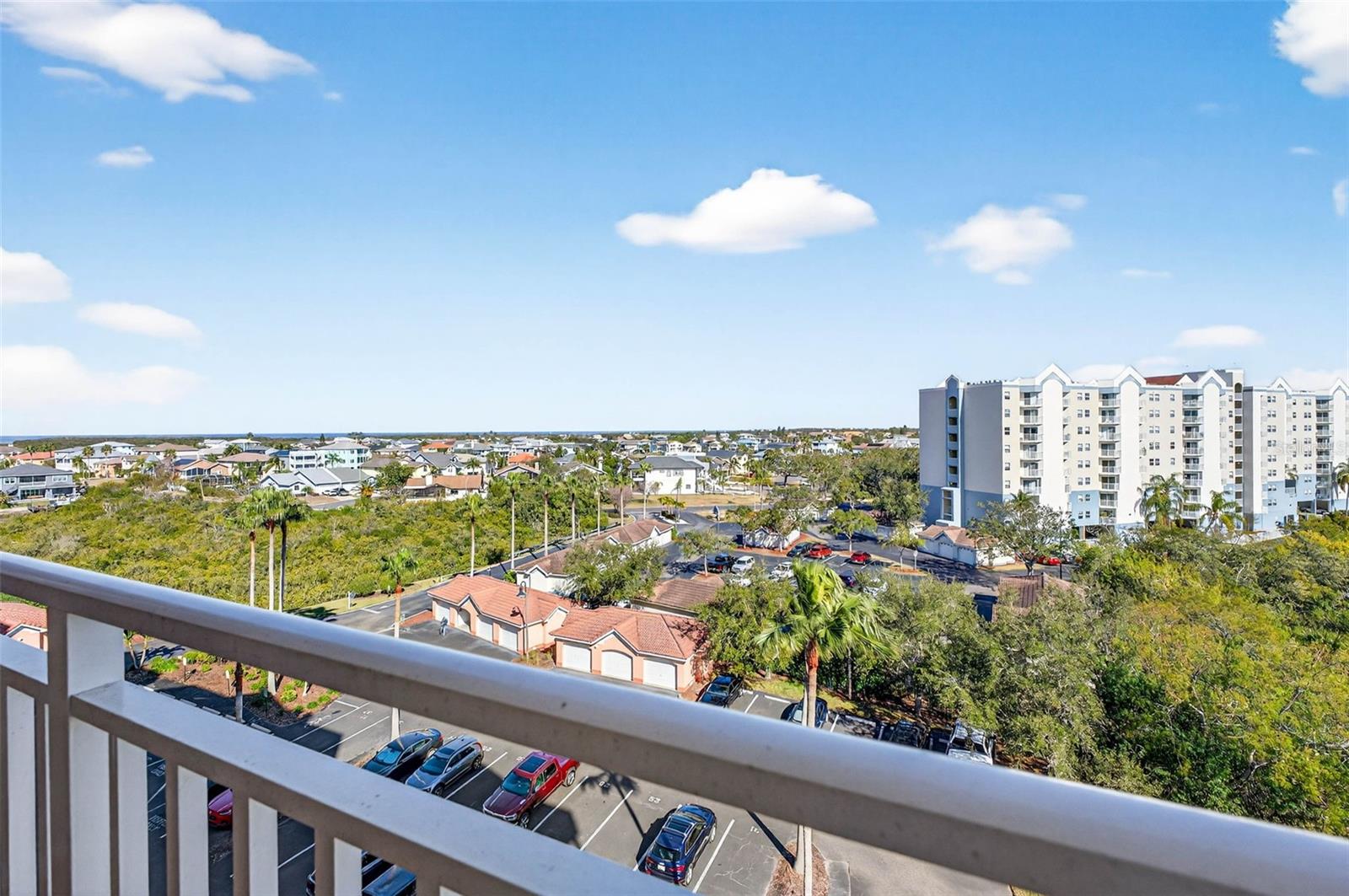 SEAVIEW PLACE - Residential